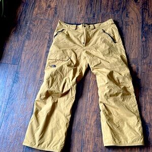Men’s north face snow pants